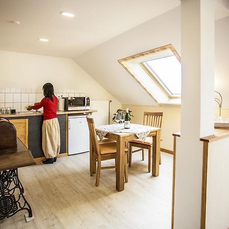 Boardinghouse Remchingen Baan Arun Apartment Екстериор снимка