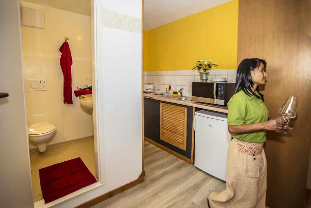 Boardinghouse Remchingen Baan Arun Apartment Екстериор снимка