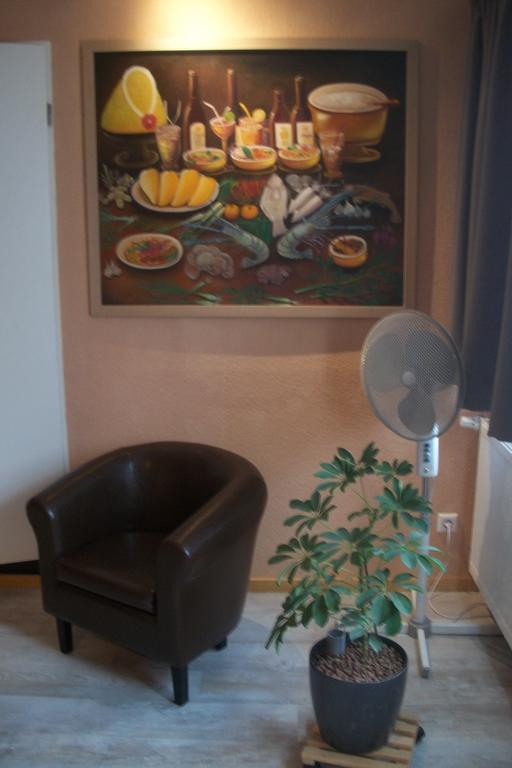 Boardinghouse Remchingen Baan Arun Apartment Екстериор снимка
