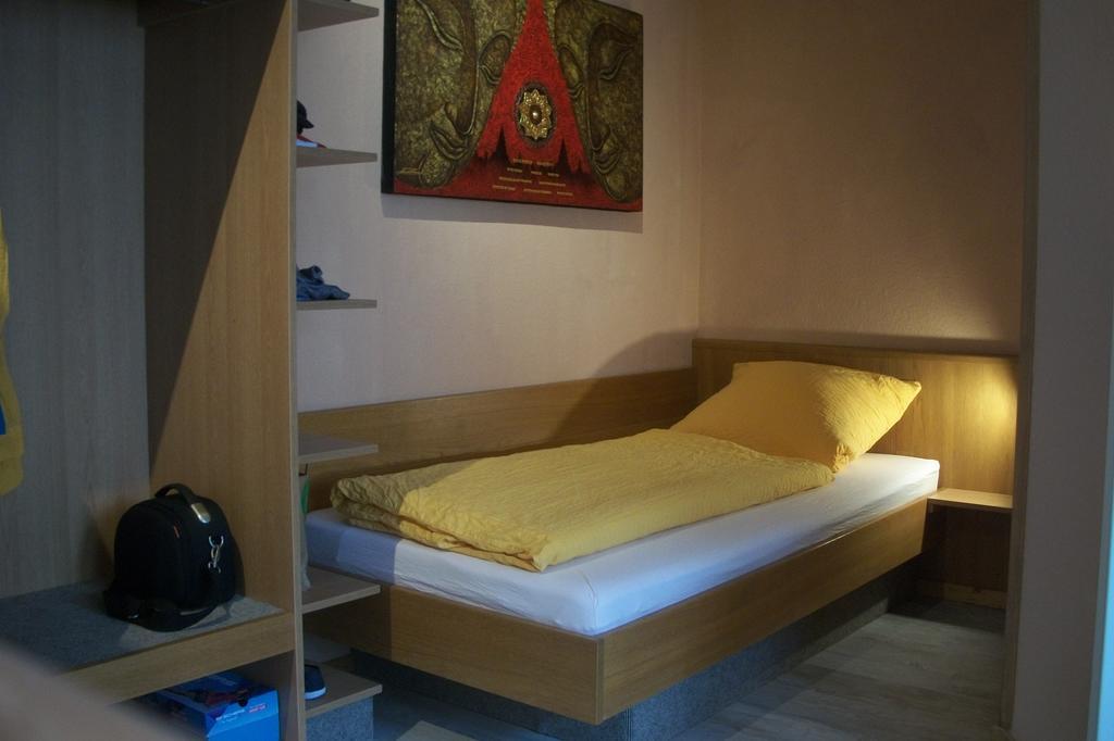 Boardinghouse Remchingen Baan Arun Apartment Екстериор снимка